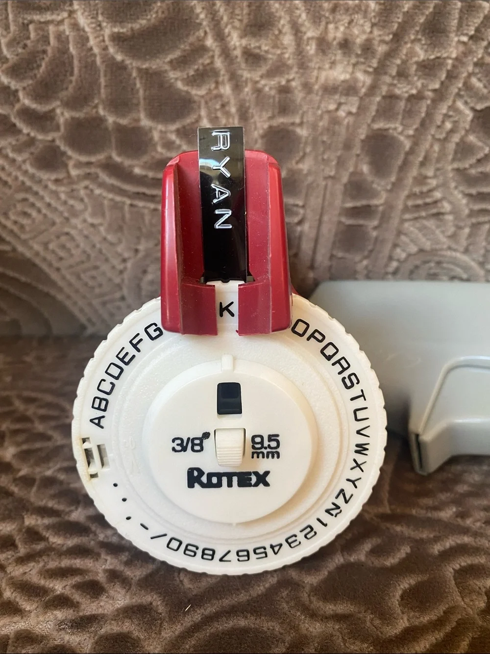 Dymo retro style
